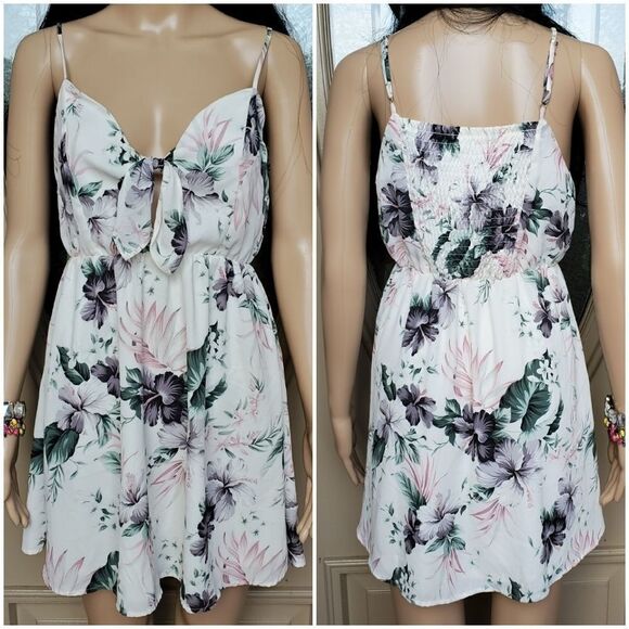 Sienna Sky Dresses & Skirts - New Sienna sky  floral mini dress